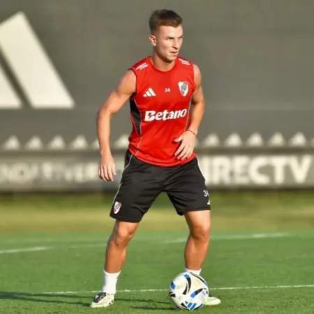 Pezzella ya se fue, pero River sigue atado: el cuarteto que complica el final