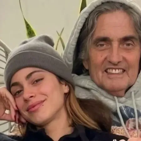 Tini lloró por su padre: sus palabras toman otro valor en medio del conflicto familiar