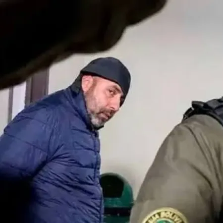 Un portal oficialista pone el foco en la oposición, pero guarda silencio sobre lo propio
