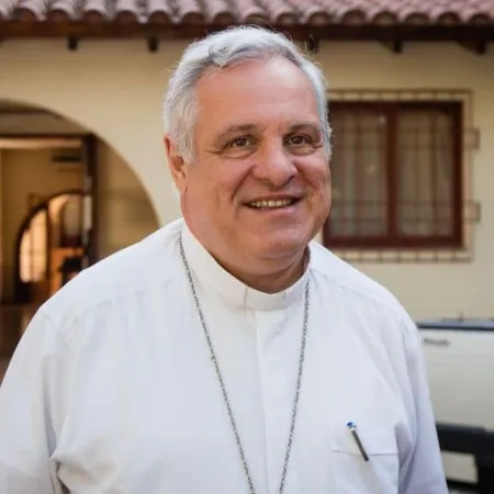 Crédito para comida, billeteras virtuales y cuentas: la Iglesia preocupada por las deudas