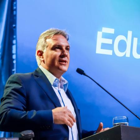 Llaryora puso $3.500 millones en escuelas técnicas de Córdoba: qué reforzó