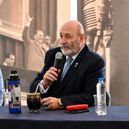 Santiago Cúneo pidió por Cristina en el PJ bonaerense: qué decía de ella en 2025