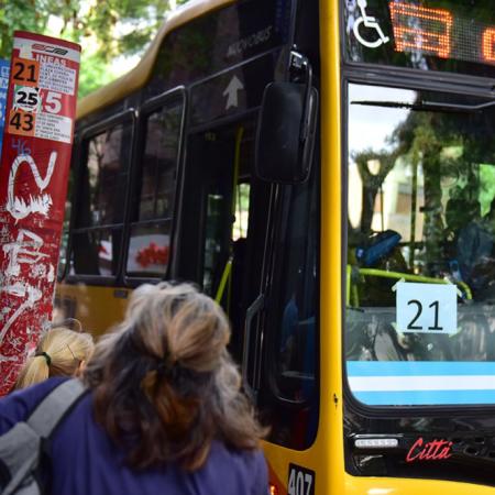 Paro de colectivos este viernes: qué decisión tomó la UTA y hasta cuándo