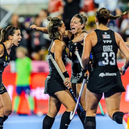 El festejo futbolero de Las Leonas: imitaron a la Scaloneta tras vencer a España