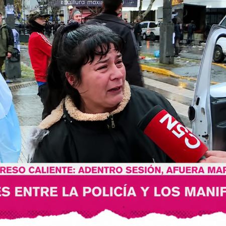 "No tenemos para comer": vendía hamburguesas frente al Congreso, la reprimieron y estalló