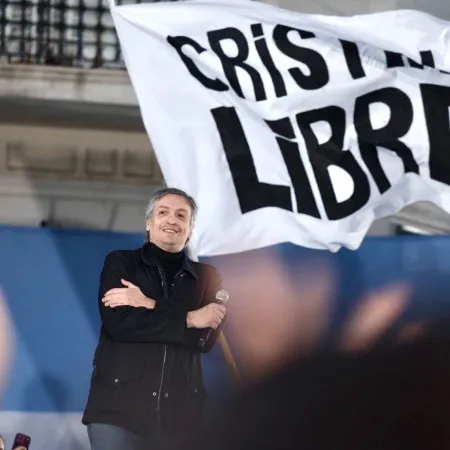 "Yo te presto la mía": la historia de la canción contra Kicillof festejada por Máximo