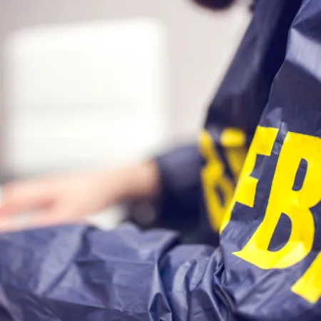 FBI investiga a IDScan.net por una filtración masiva de licencias en EE.UU. y Canadá