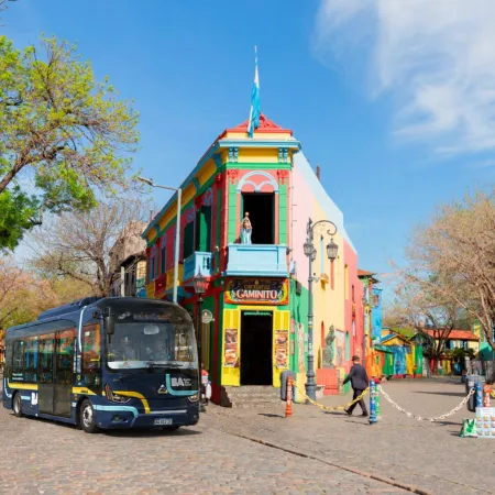 El eBus extiende su recorrido hasta Caminito: horarios y paradas en La Boca