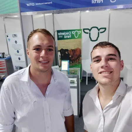 La libreta de campo les quedó chica y crearon una app para no perder datos