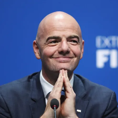 Infantino no se achica frente a la UEFA: irá por su cuarto mandato al frente de FIFA