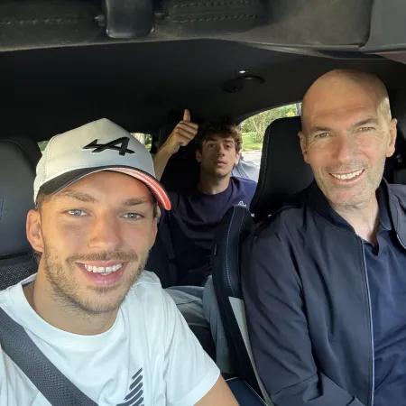 Zidane fue el chofer de Colapinto y Gasly: la historia detrás de la foto