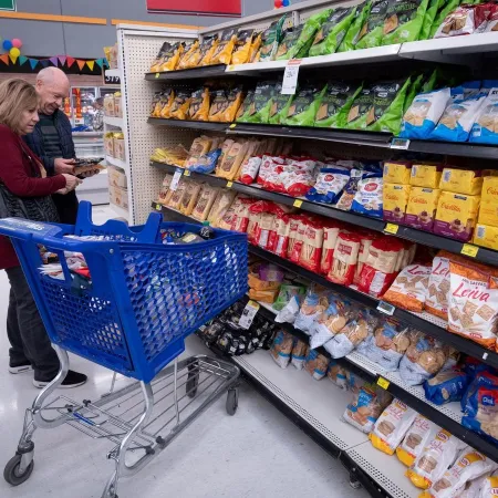 La inflación de agosto bajó al 1,7%, pero la comida vuelve a presionar los precios
