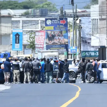 Guatemala reabre sus carreteras tras los bloqueos y la PNC reporta ocho capturas