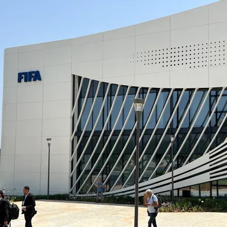 Malversaron fondos y quedaron afuera para siempre: los dirigentes expulsados por la FIFA