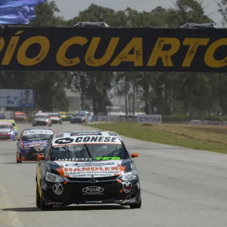 Gastón Iansa y un regreso triunfal: ganó en la Clase 2 del Turismo Nacional