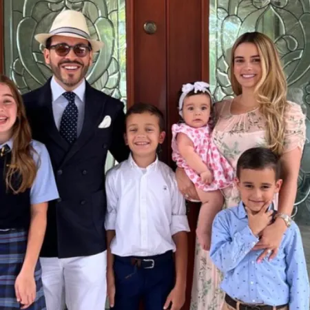 De la Espriella lleva la familia al centro mientras Colombia tiene cada vez menos hijos