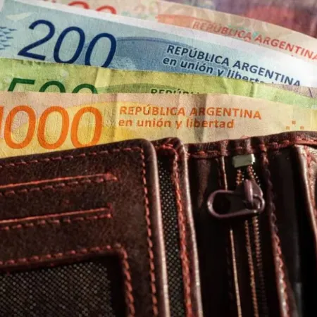 Los sueldos registrados le ganaron a la inflación en julio: quiénes traccionaron