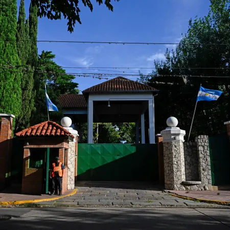 Reincorporan a los despedidos de Olivos, pero la reestructuración sigue generando ruido