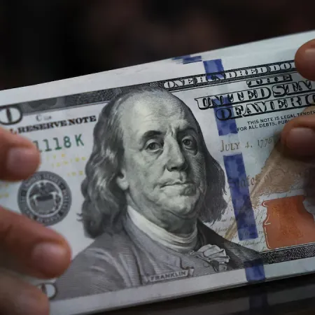 Dólar mayorista: a cuánto cotiza este viernes y por qué es clave para el Tesoro
