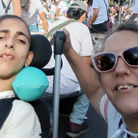 Fue medalla 2018, tiene una discapacidad y su mamá lucha contra todo: “Agobiante”