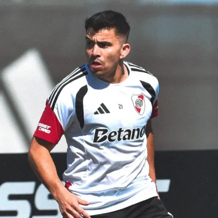 El cambio con Sarmiento mueve el calendario de River y retrasa su vuelta oficial