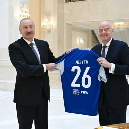 Ilham Aliyev recibió a Gianni Infantino en Azerbaiyán: los Mundiales que se vienen