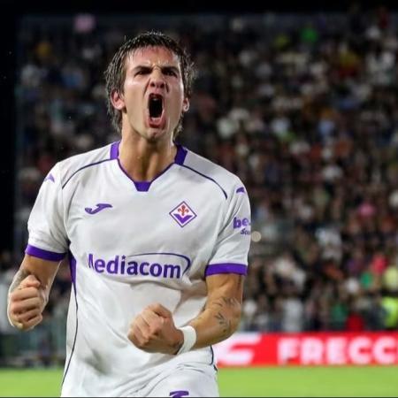 Mastantuono la rompió en Italia: hat-trick y primera victoria de la Fiorentina
