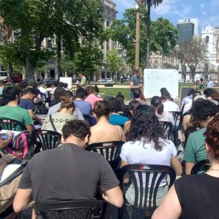 UBA en Plaza de Mayo: a qué hora empiezan las clases públicas y qué actividades habrá
