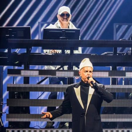 Pet Shop Boys vuelve con un disco que revive la vida de Alan Turing