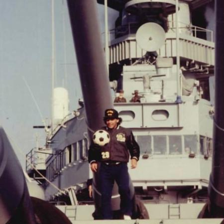 Maradona en un buque de guerra: las increíbles fotos que reveló Fernando Signorini