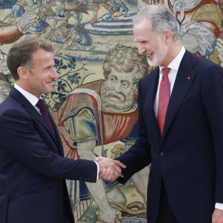 Felipe VI recibe a Macron en Madrid con el Tratado de Barcelona de nuevo en primer plano