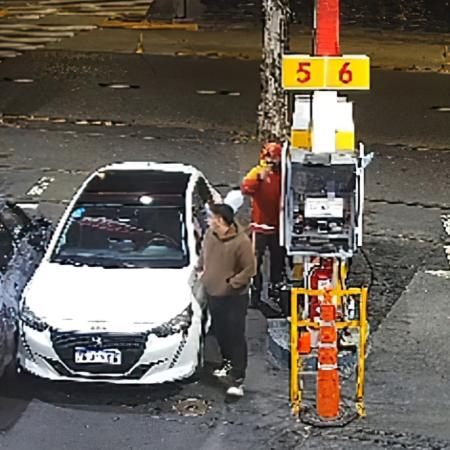 Pity Álvarez chocó en una estación de servicio y reavivó la alarma por su salud