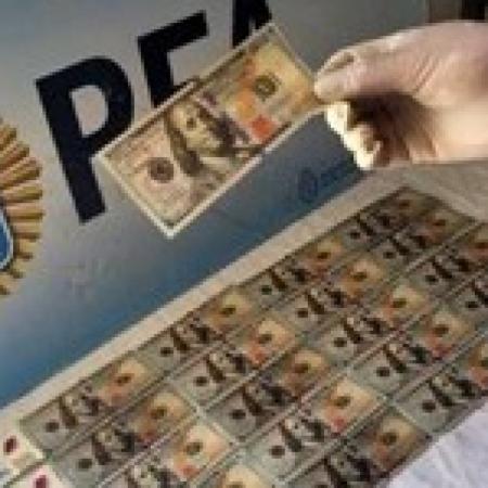 Operativo “Papel Picado”: encontraron dólares y pesos falsos listos para circular