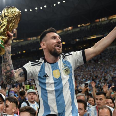 La UBA nombró Doctor Honoris Causa a Lionel Messi y lo distinguirá antes de su despedida