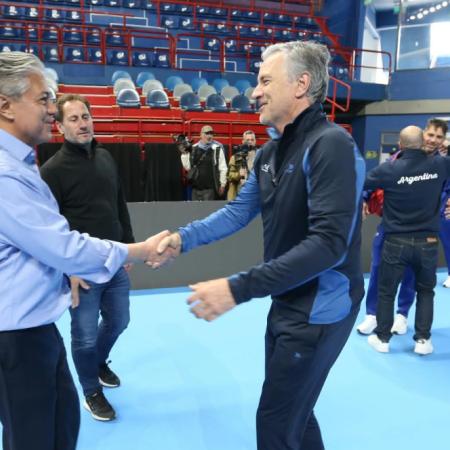 Rolando Figueroa recibió al equipo argentino de Copa Davis en el Ruca Che de Neuquén