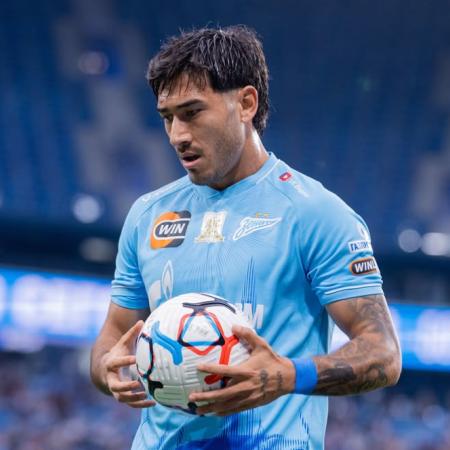 Quién es Román Vega, el nuevo citado por Scaloni para los amistosos de la Selección