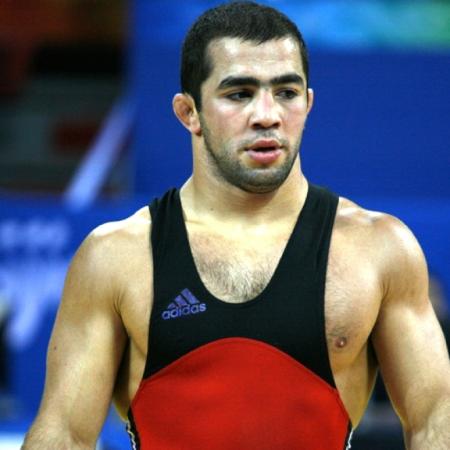 Compite por Argentina, fue plata con Armenia en Londres 2012 y su papá ganó con la URSS