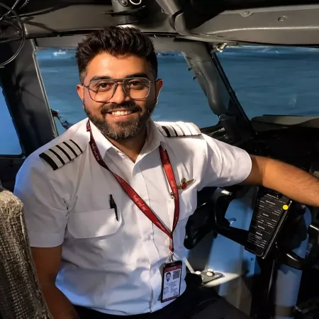 De la ingeniería textil a salvar un avión: quién es el piloto héroe de flydubai