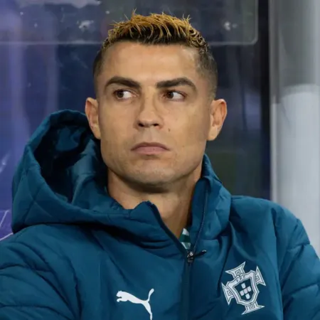La pelea de Cristiano con Jorge Jesús ya le costó a Portugal más de 900.000 seguidores