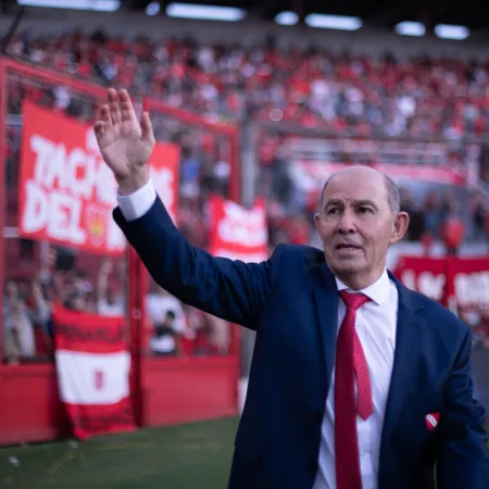 Ricardo Bochini confirmó a qué candidato apoyará para la elección en Independiente