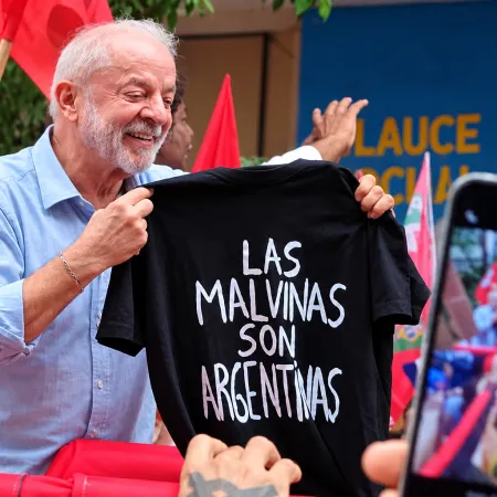 Lula llevó Malvinas al cierre de campaña a dos días de las elecciones en Brasil
