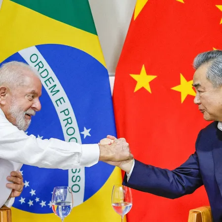 Brasil refuerza la provisión de inmunoglobulina con un acuerdo tecnológico con China