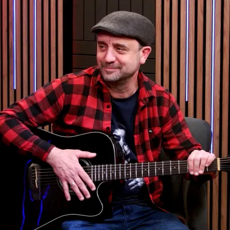 Guille Mármol revela cómo usar música e historia para enganchar a tus alumnos