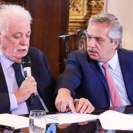 Vacunatorio VIP: la causa que sacudió al poder se reactiva con 34 citados a declarar