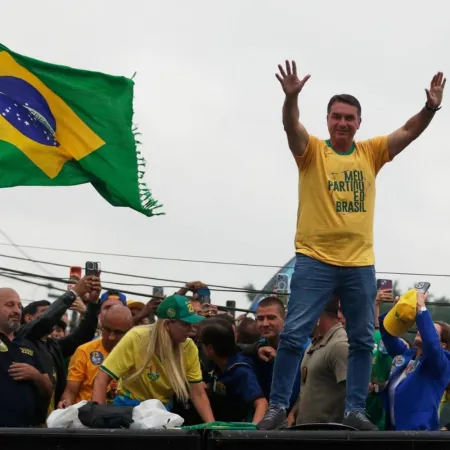 TSE analiza esta noche el plan de propaganda de Flávio Bolsonaro y Lula