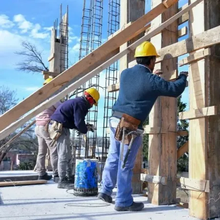 La construcción privada no levanta: en números rojos por cuarto mes consecutivo