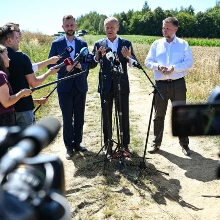 Polonia detuvo a un hombre acusado de planear un atentado contra el primer ministro