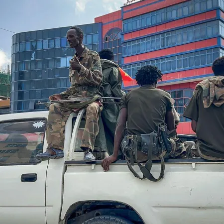 El Ejército de Etiopía avanza hacia Eritrea y crece el temor a otra guerra regional