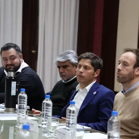 Sueldos en PBA: la convocatoria de Kicillof que puede destrabar una mejora