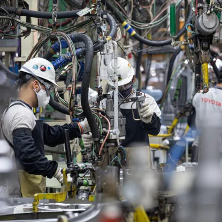 Crisis en las fábricas: 1 de cada 3 empleos registrados perdidos eran industriales